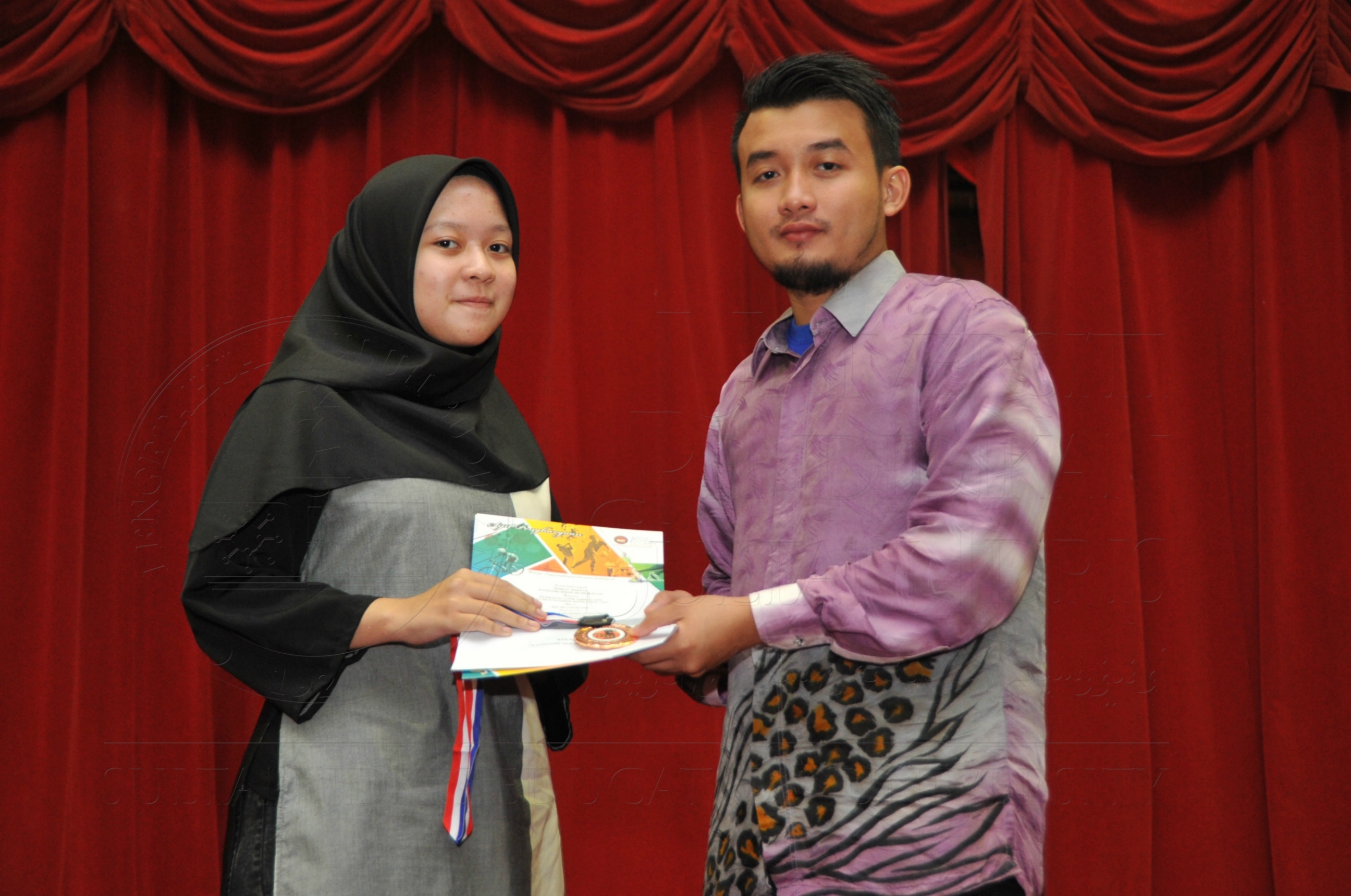 PRO15 158 CATUR HAS 9415